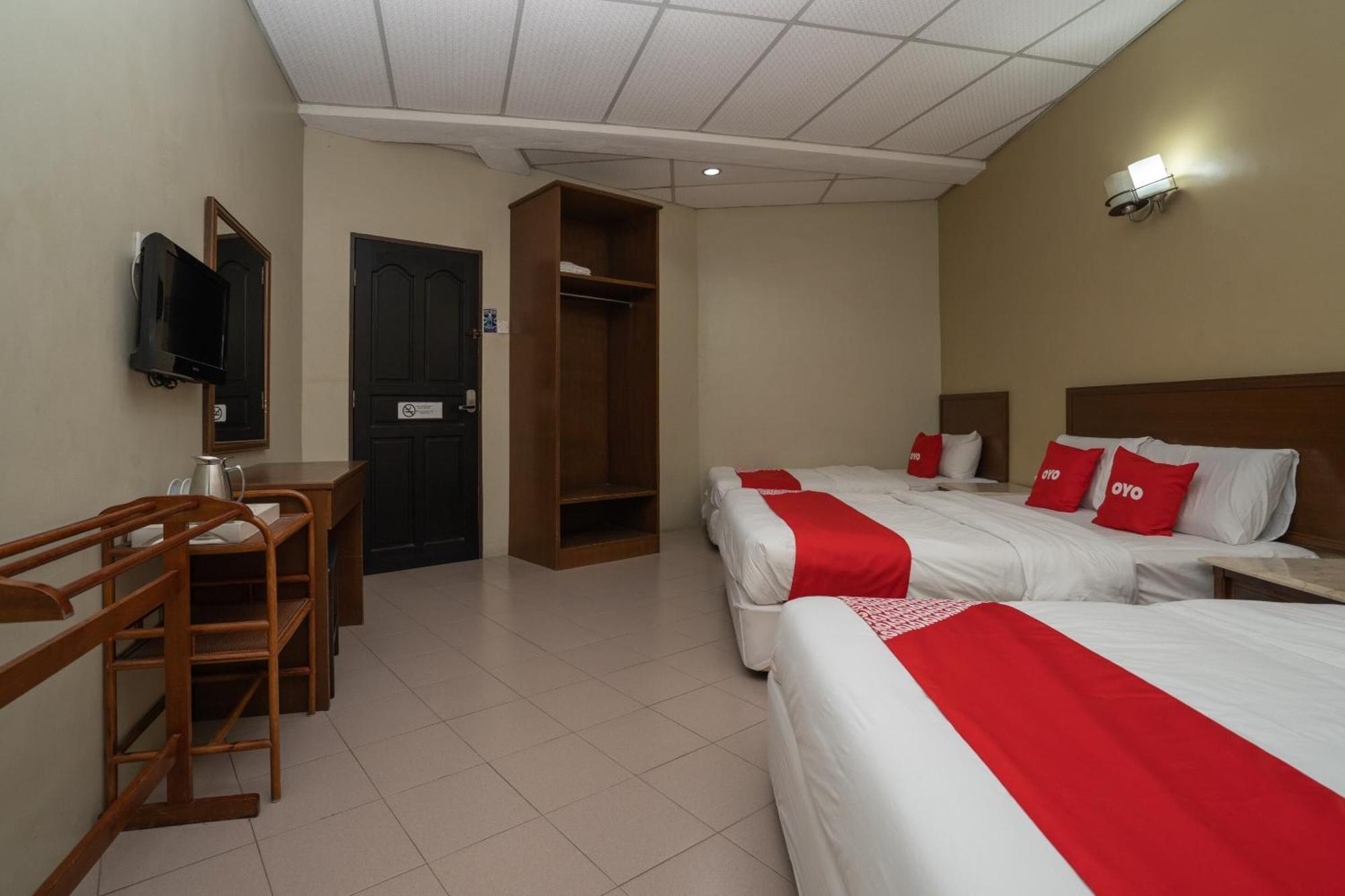 De Clinique Hotel Kampong Pasir Bogak Ngoại thất bức ảnh