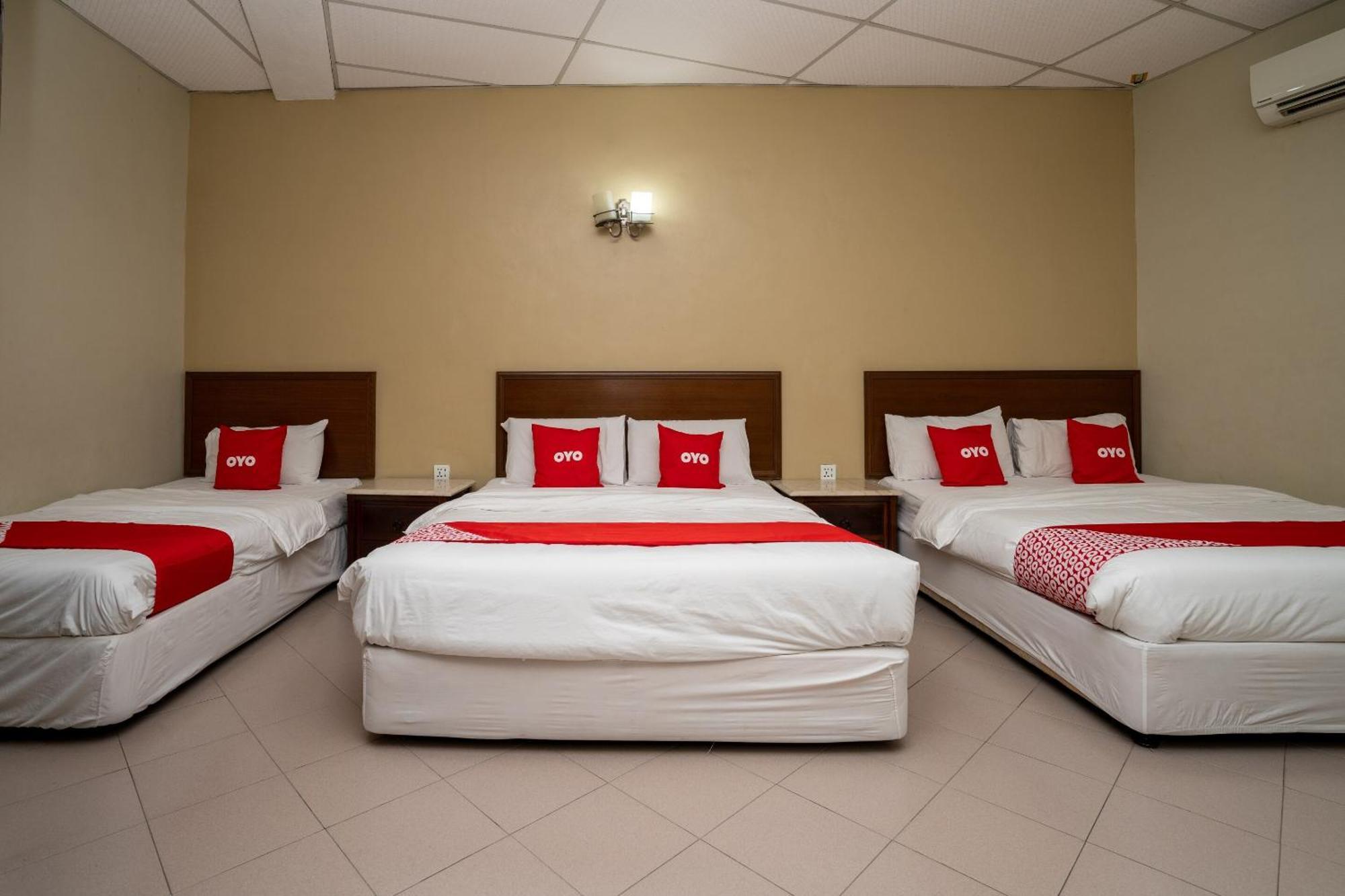 De Clinique Hotel Kampong Pasir Bogak Ngoại thất bức ảnh
