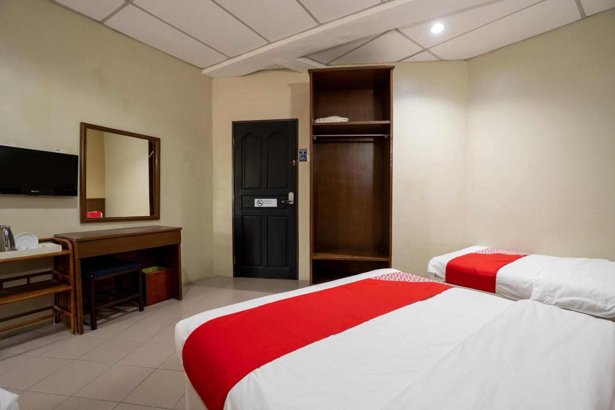De Clinique Hotel Kampong Pasir Bogak Ngoại thất bức ảnh