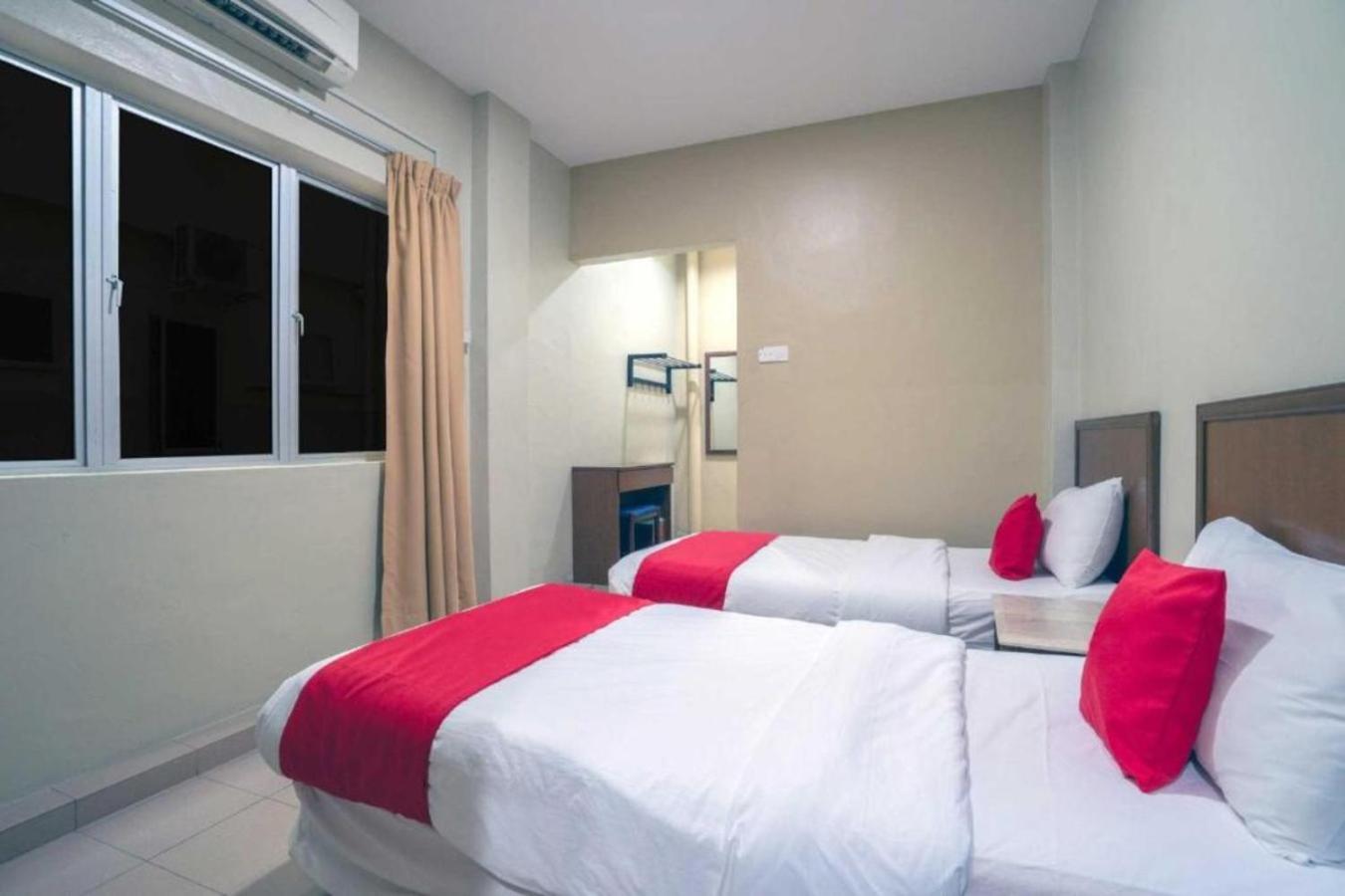 De Clinique Hotel Kampong Pasir Bogak Ngoại thất bức ảnh
